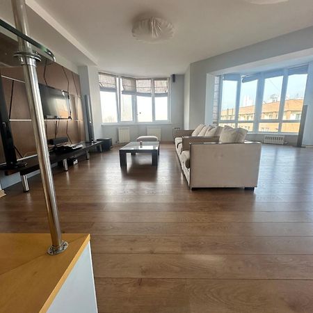 Whitefort Apartment Алмати Екстер'єр фото
